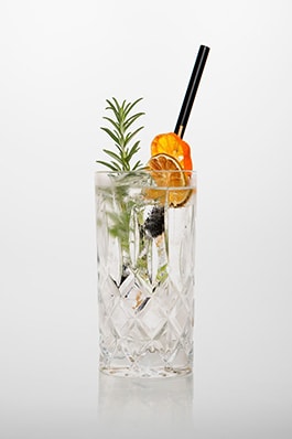 Gin Tonic: Gin Tonic wasser
